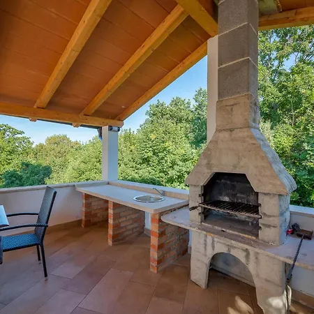 Marin Splash דירה *