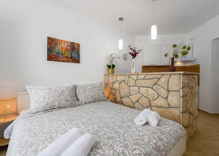 아파트 Marin Splash